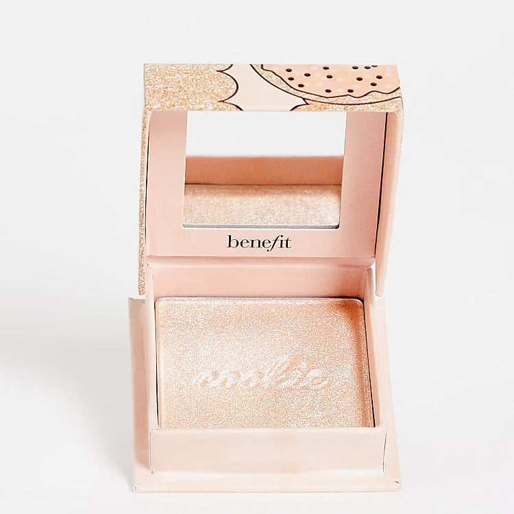 Benefit Ladies Cookie Golden Pearl Highlighter full size