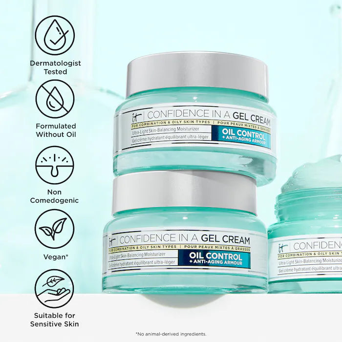 IT Cosmetics 
Confidence in a Gel Cream Oil-Control Face Moisturizer